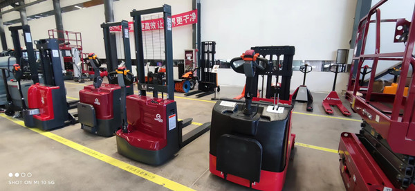2噸電動(dòng)搬運車(chē)如何正確維護 2噸電動(dòng)搬運車(chē)如何正確維護